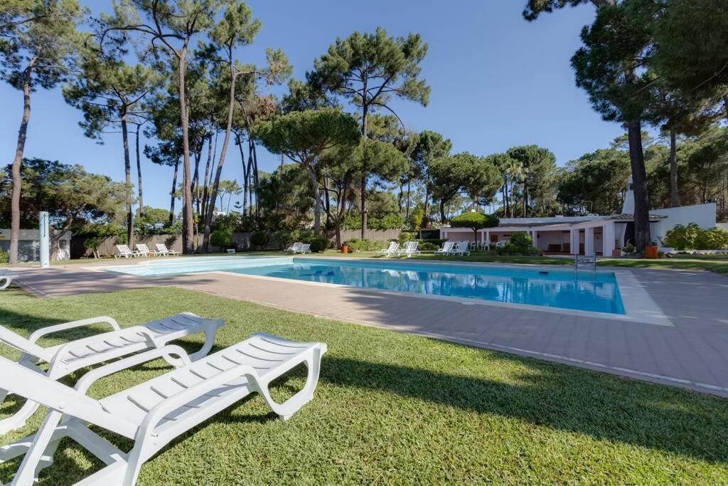 Planalto - Cosy House For 4 In A Private Condo With Pool At Vilamoura Quarteira Bagian luar foto